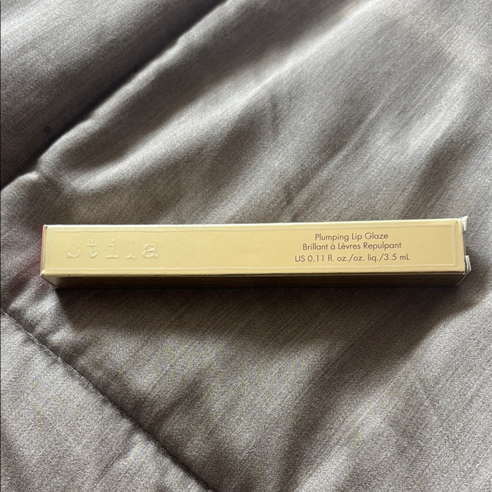 Stila Gold Plumping Lip Glaze